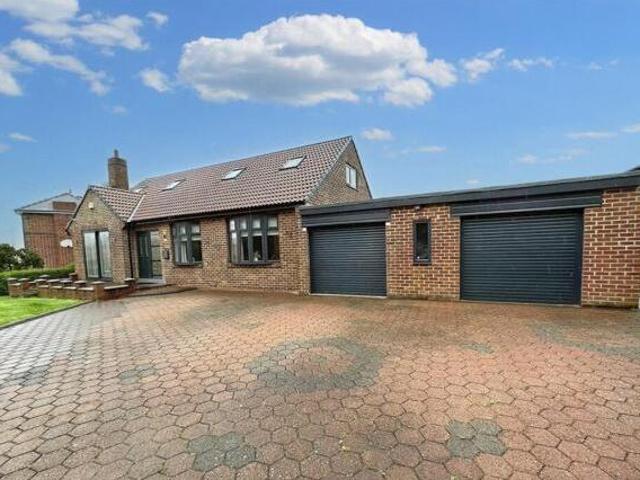 House for sale in Stanley