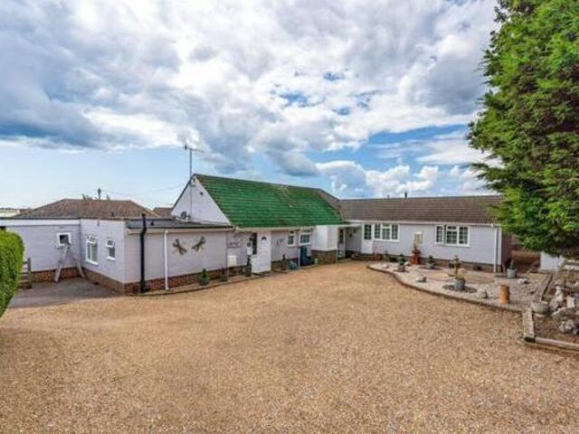 House for sale in Worthing, West Sussex