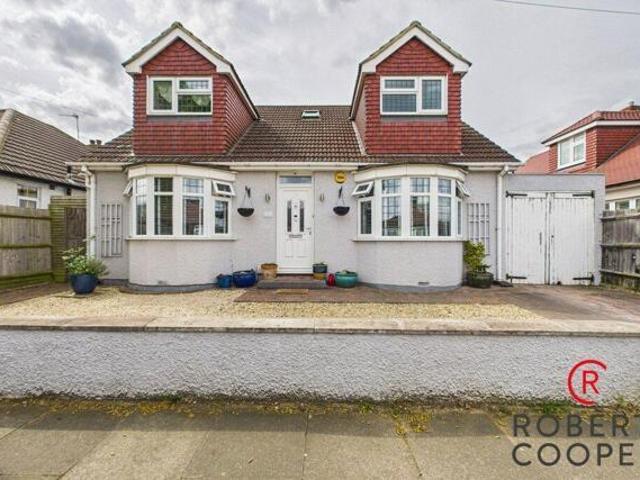 Bungalow for sale in Ruislip, Eastcote