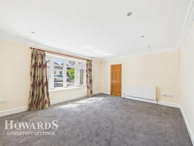 House for rent in Corton, East Suffolk