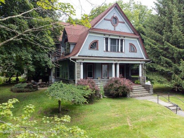 House for sale in New York