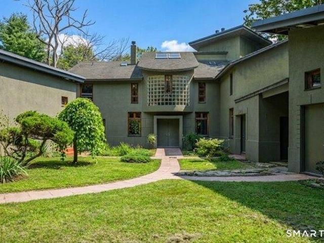 House for sale in Canton, Connecticut