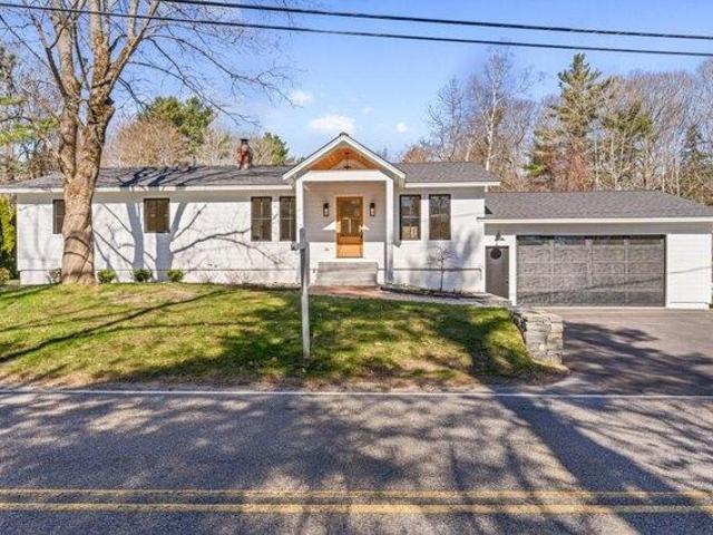 House for sale in Cape Elizabeth, Maine
