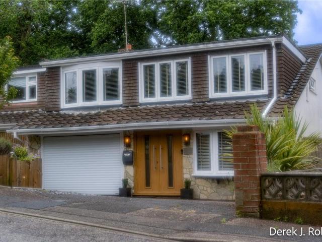 House for sale in Talbot Village, Bournemouth
