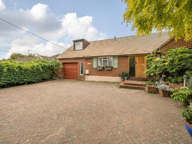 House for sale in Oad Street, Kent