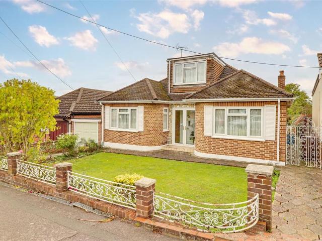 House for sale in South Benfleet, Essex