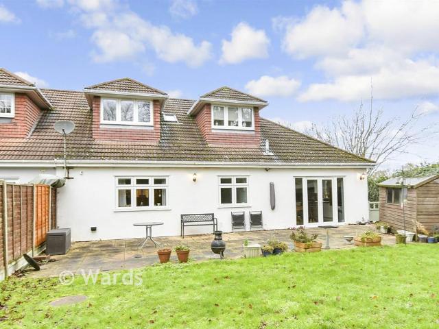 House for sale in The Butts, Kent