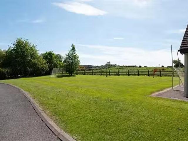House for sale in Ballynahinch