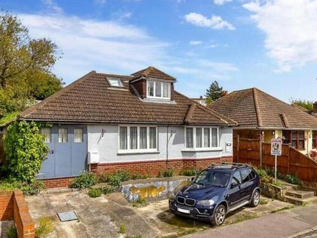 House for sale in Upton, Acol