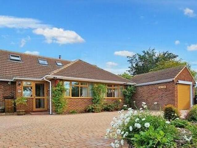 House for sale in Swalecliffe, Whitstable