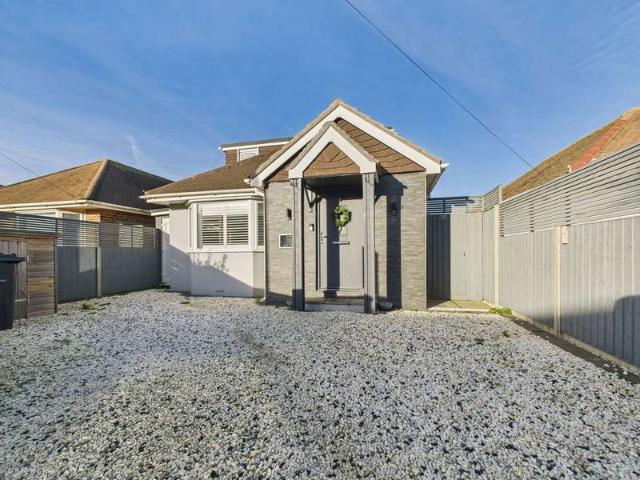 Cottage for sale in Fishersgate, West Sussex