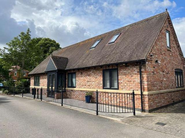 Cottage for sale in Alverton, East Midlands