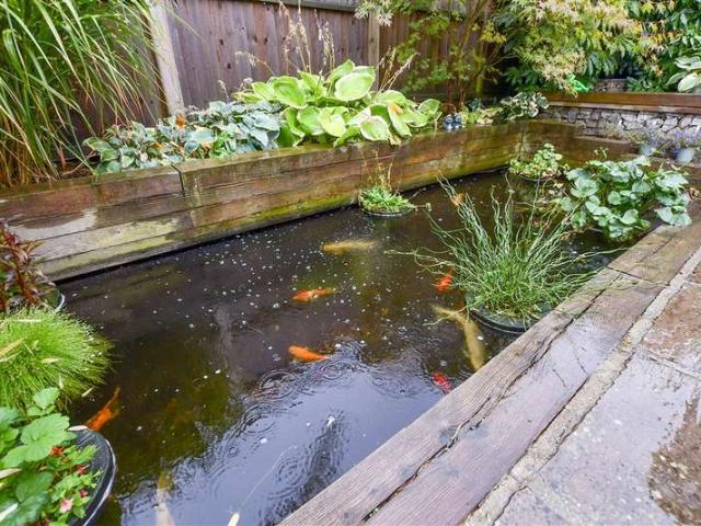 Cottage for sale in Allington, Maidstone