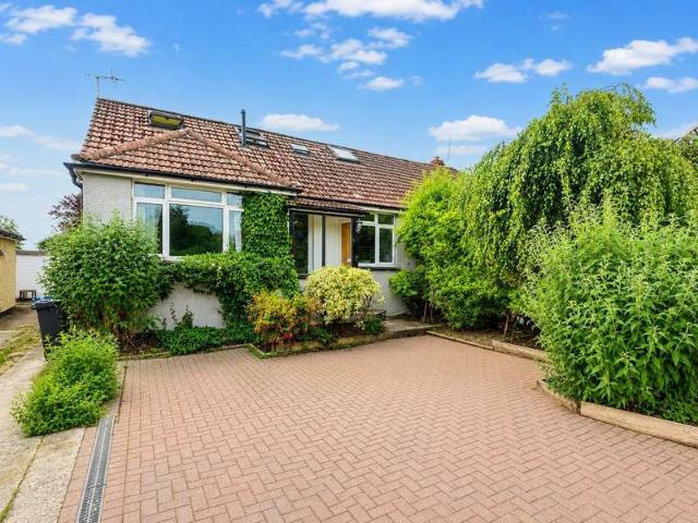 Cottage for sale in Fishersgate, West Sussex