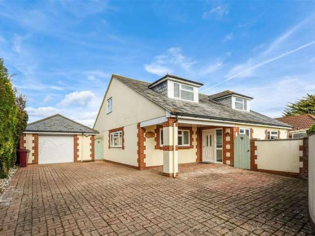 Cottage for sale in Littlecote, West Sussex