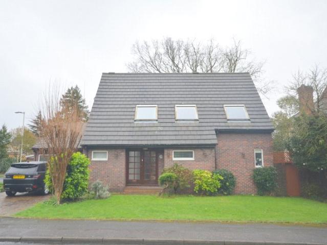 House for rent in Emerson Park, Greater London