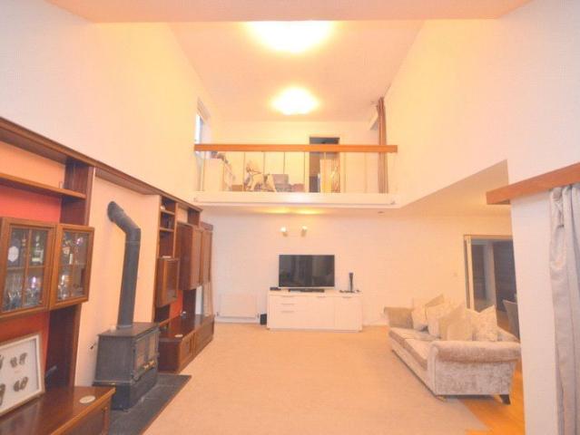 House for rent in Emerson Park, Greater London
