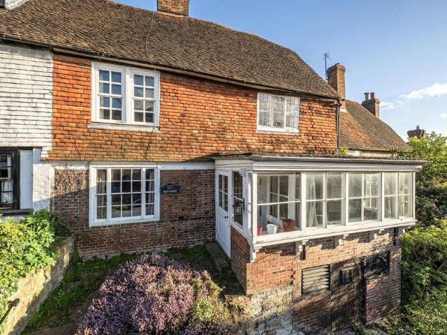 House for sale in Sandown Park, Kent