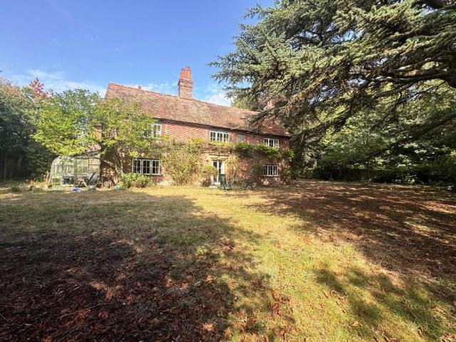 House for sale in Berrick Salome, Oxfordshire