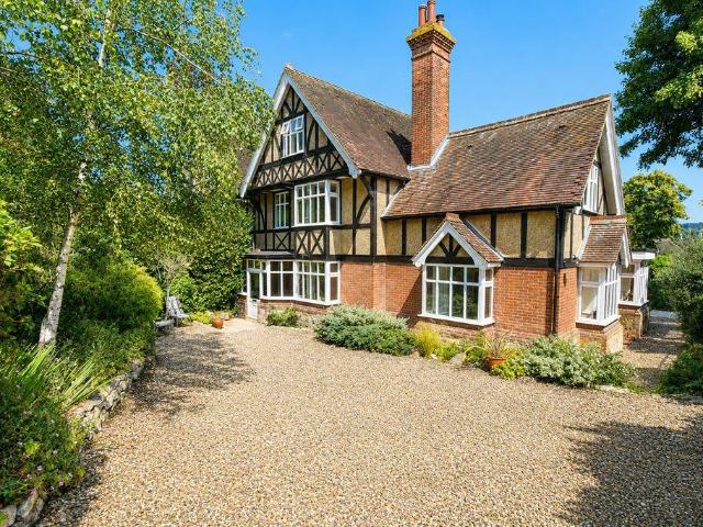 House for sale in Midway, Kent