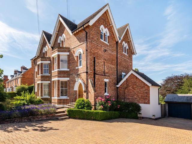 House for sale in Brackley, Northamptonshire