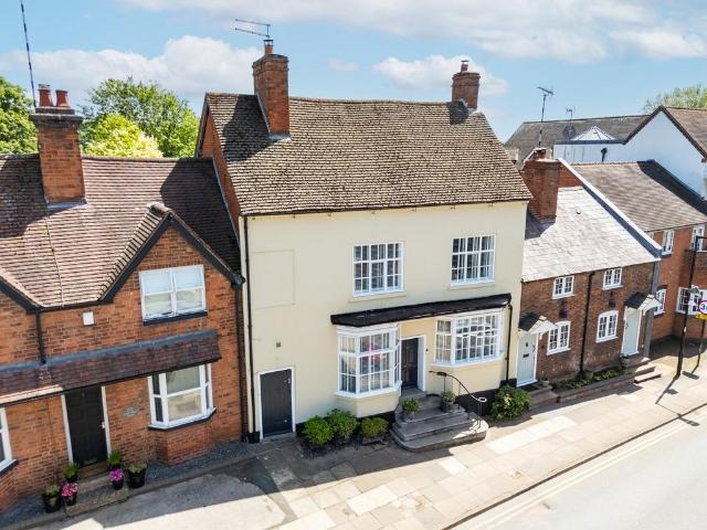 House for sale in Alderminster, Warwickshire