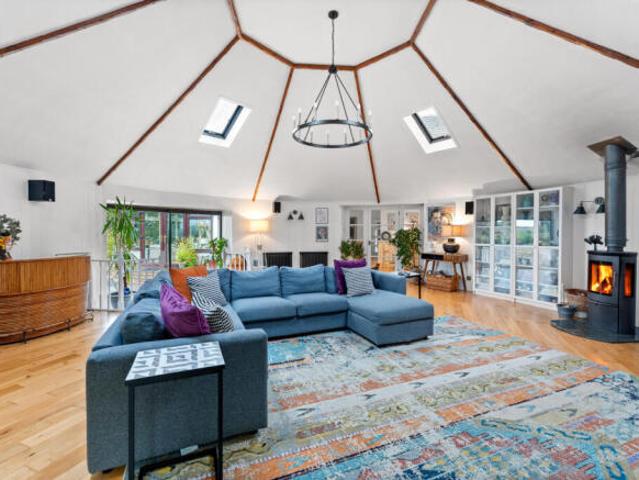 House for sale in Nerston Village, South Lanarkshire