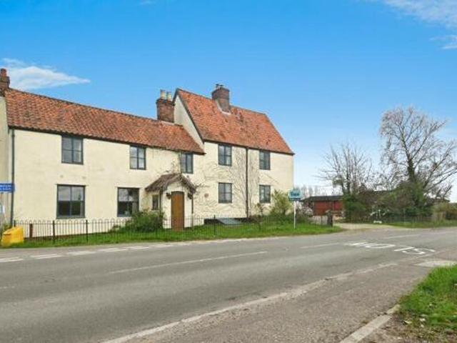 House for sale in East Bank, Norfolk