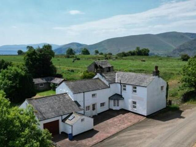House for sale in Fell Lane