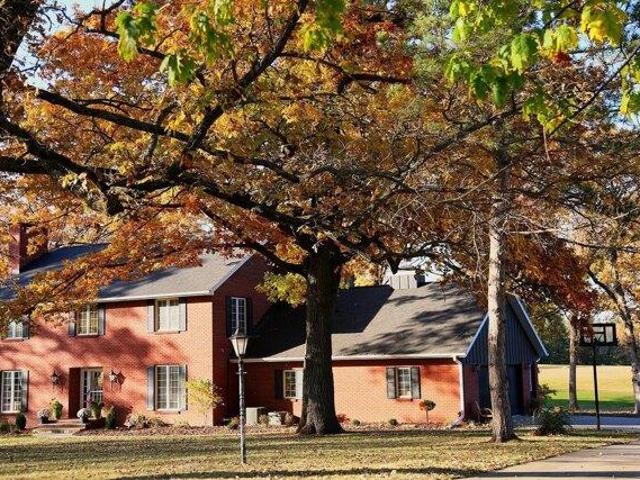 House for sale in Charles City, Iowa