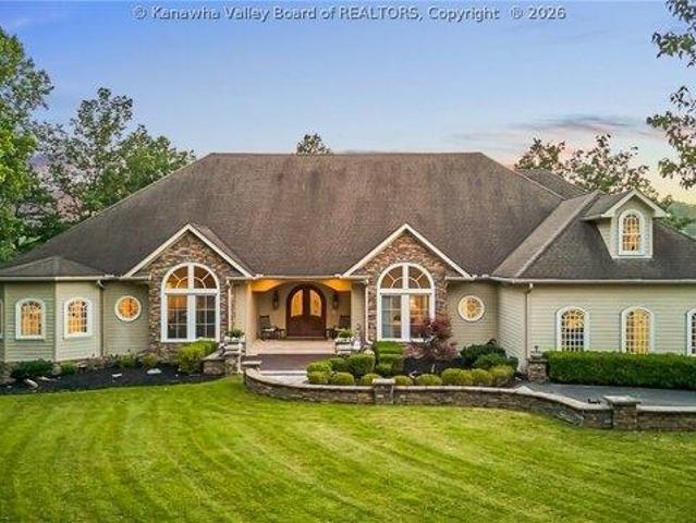 House for sale in Charleston, West Virginia