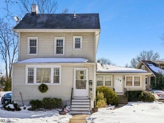 House for sale in Chatham, New Jersey