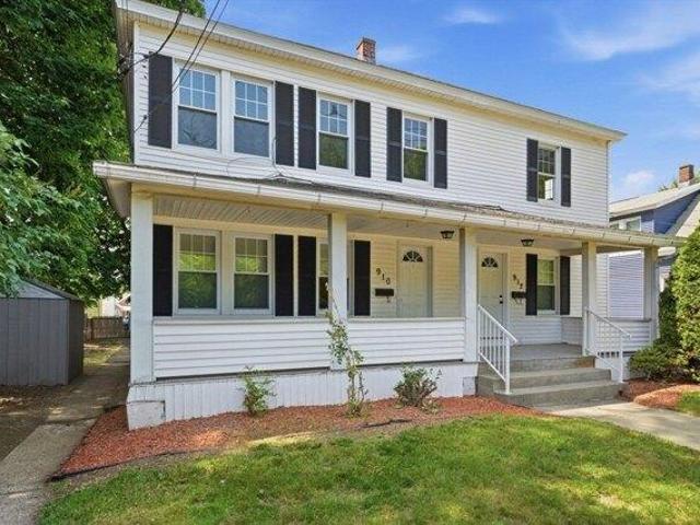 House for sale in Hampden, Massachusetts