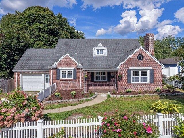 House for sale in Hampden, Massachusetts