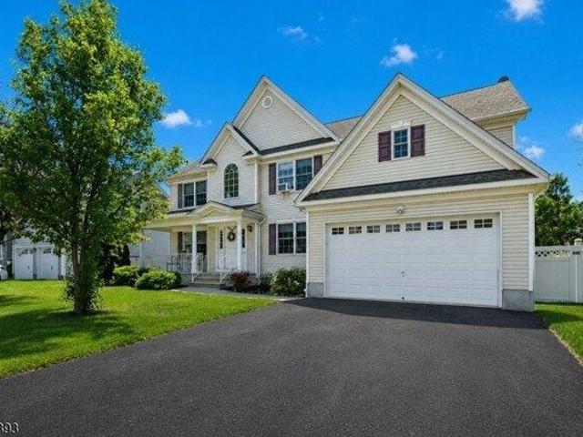 House for sale in Clark, New Jersey