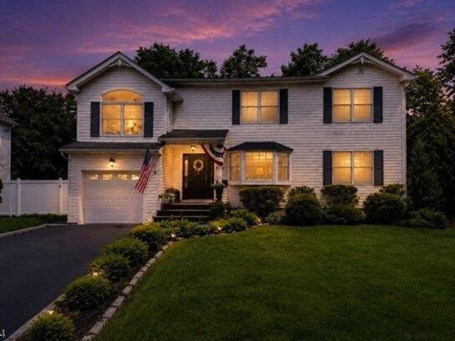 House for sale in Clark, New Jersey