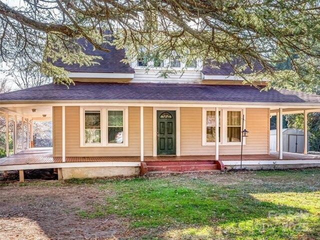 House for sale in Columbus, North Carolina