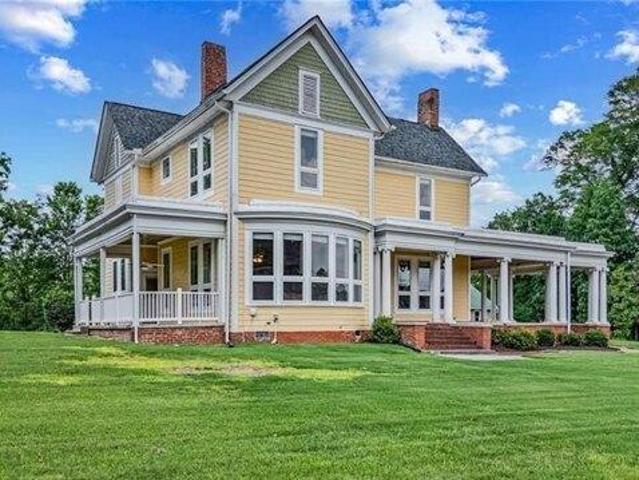 House for sale in Commerce, Georgia