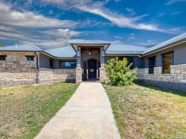 House for sale in Concan, Texas