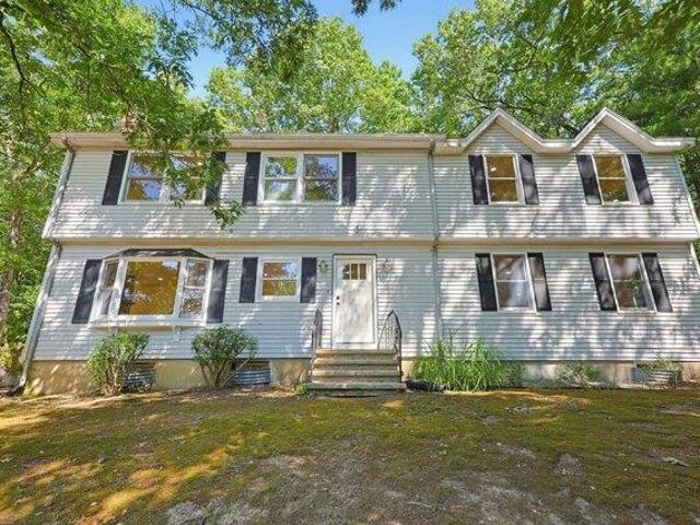 House for sale in Concord, Middlesex County