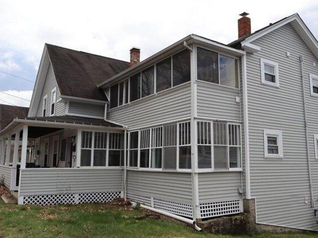 House for sale in New Hampshire