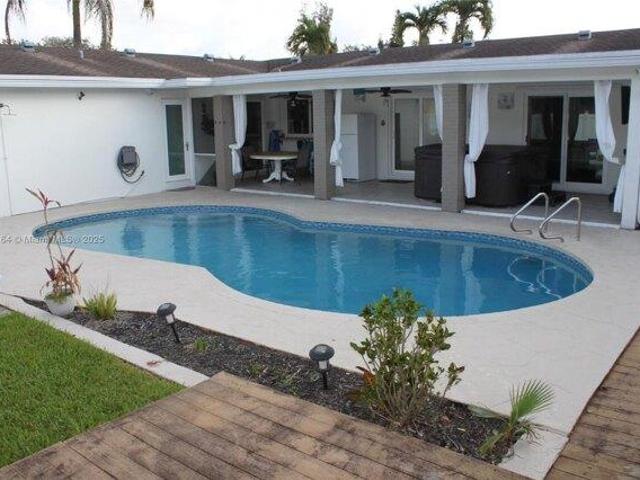 House for sale in Cooper City, Florida