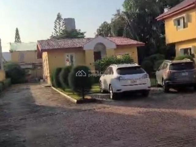 Property for sale in Eti Osa, Lagos