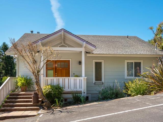 Condo for rent in Corte Madera, California