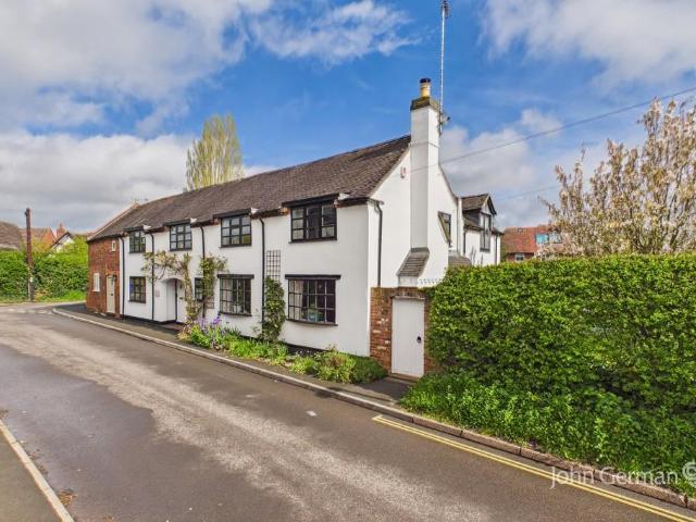 House for sale in Beamhurst, Staffordshire