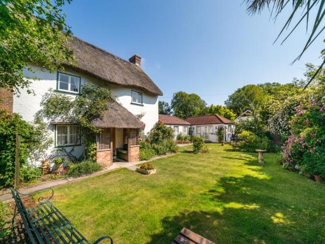 House for sale in Gunville, Carisbrooke