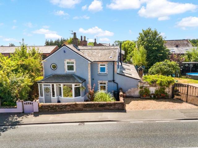 House for sale in Rainhill Stoops, Rainhill