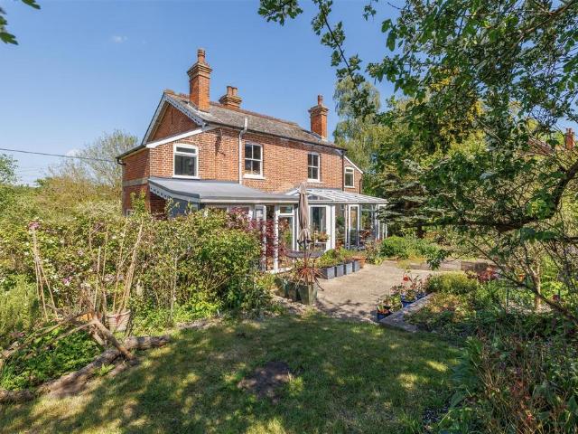 House for sale in Eastbridge, Suffolk