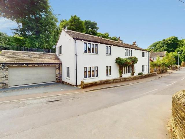 House for sale in Stone Chair, Northowram