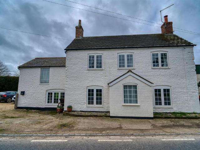 House for sale in Sturminster Newton, East Dorset